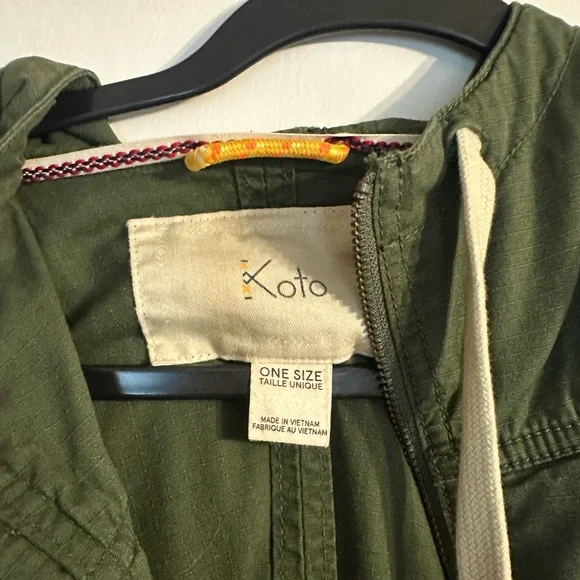 Koto Olive Green Hooded Poncho - Picture 3 of 5